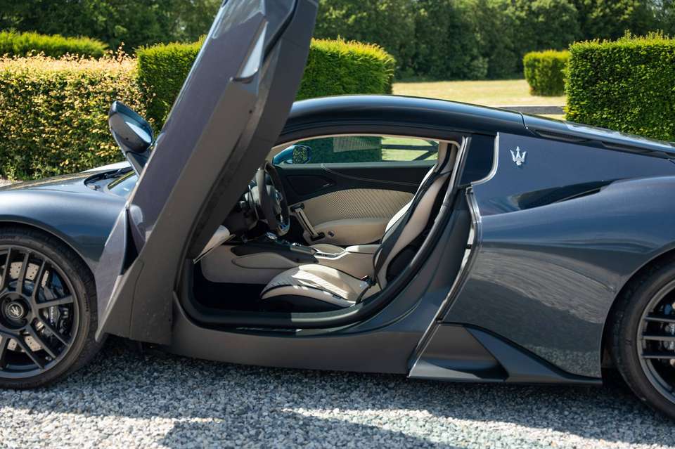 Maserati MC20 - Imagem 13