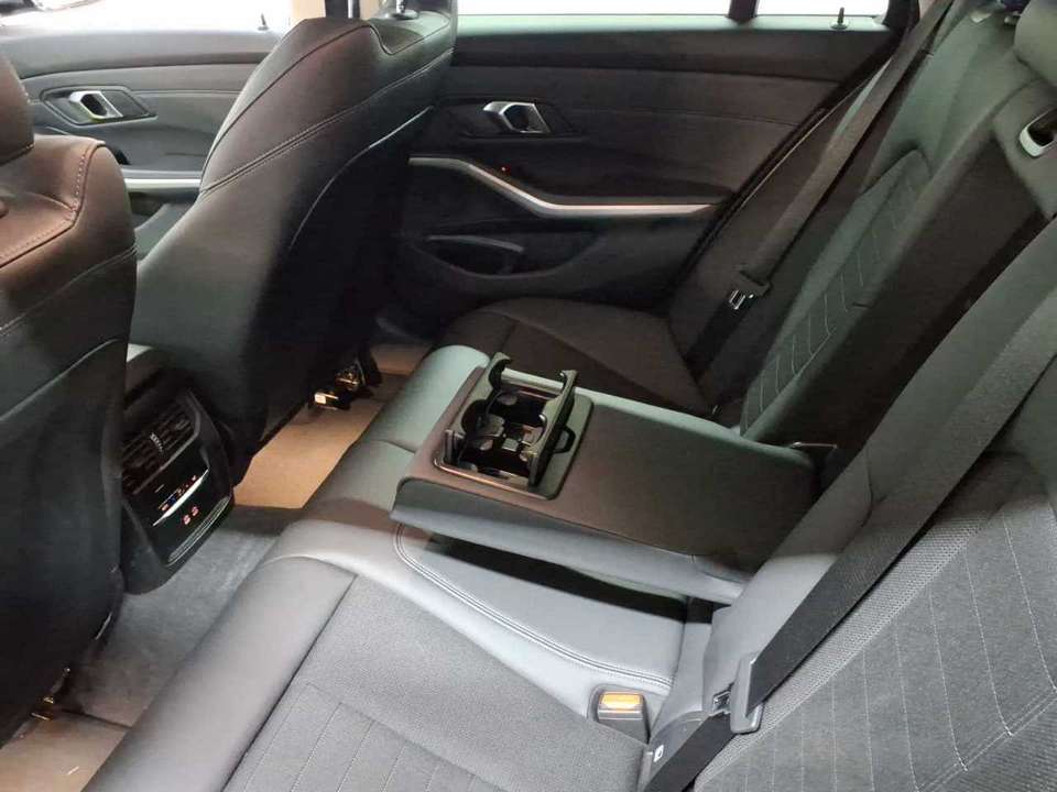 BMW 318 - Imagem 8