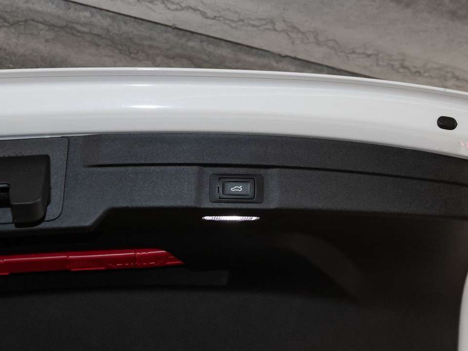 Car picture 11