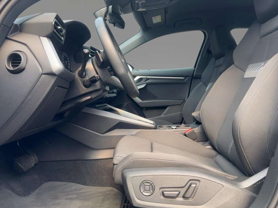 Car picture 9