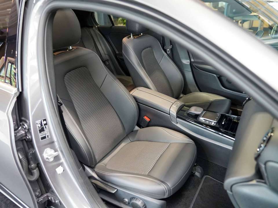 Mercedes-Benz A 200 - Imagem 9