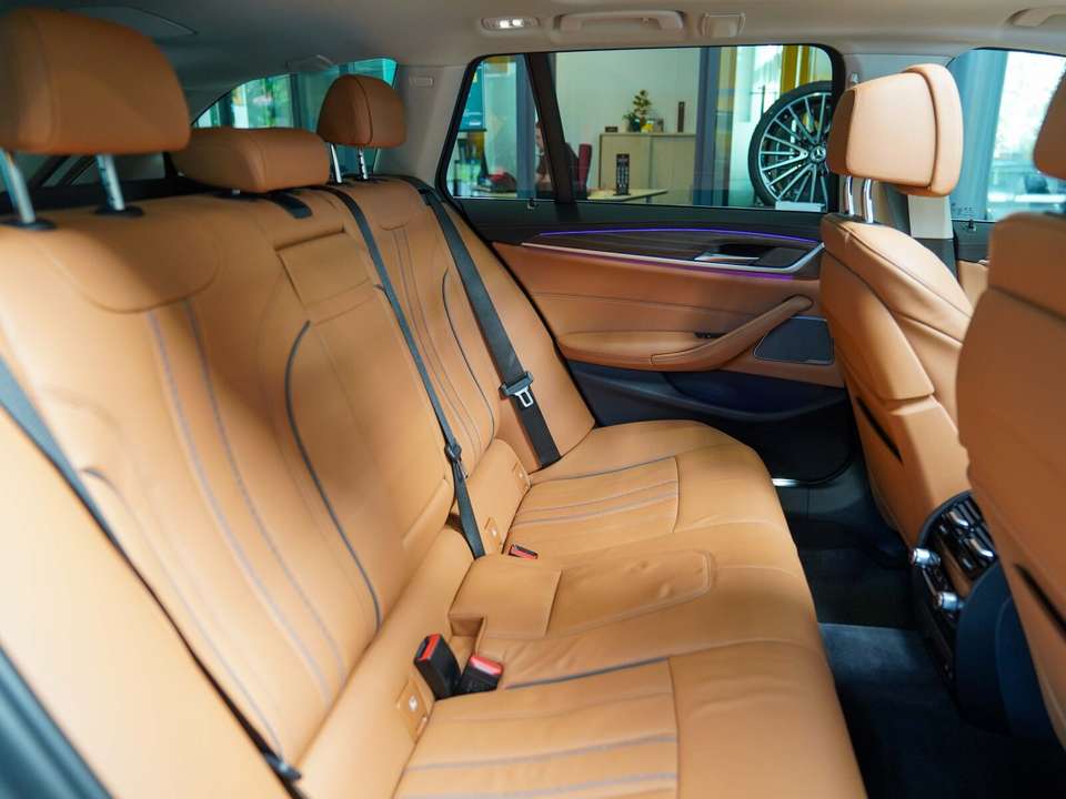 Car picture 9