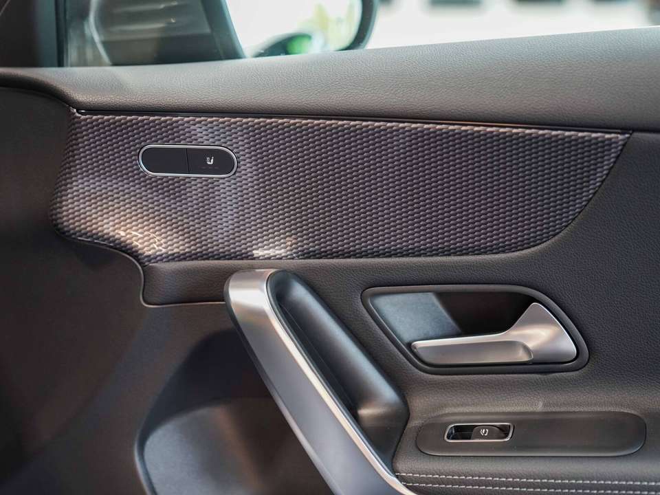 Mercedes-Benz A 200 - Imagem 11