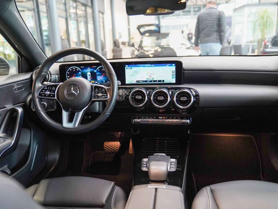 Mercedes-Benz A 200 - Imagem 13