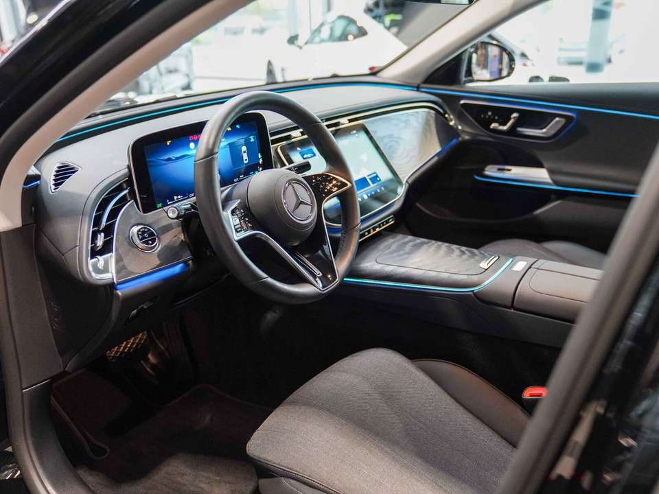 Mercedes-Benz E 200 - Imagem 15