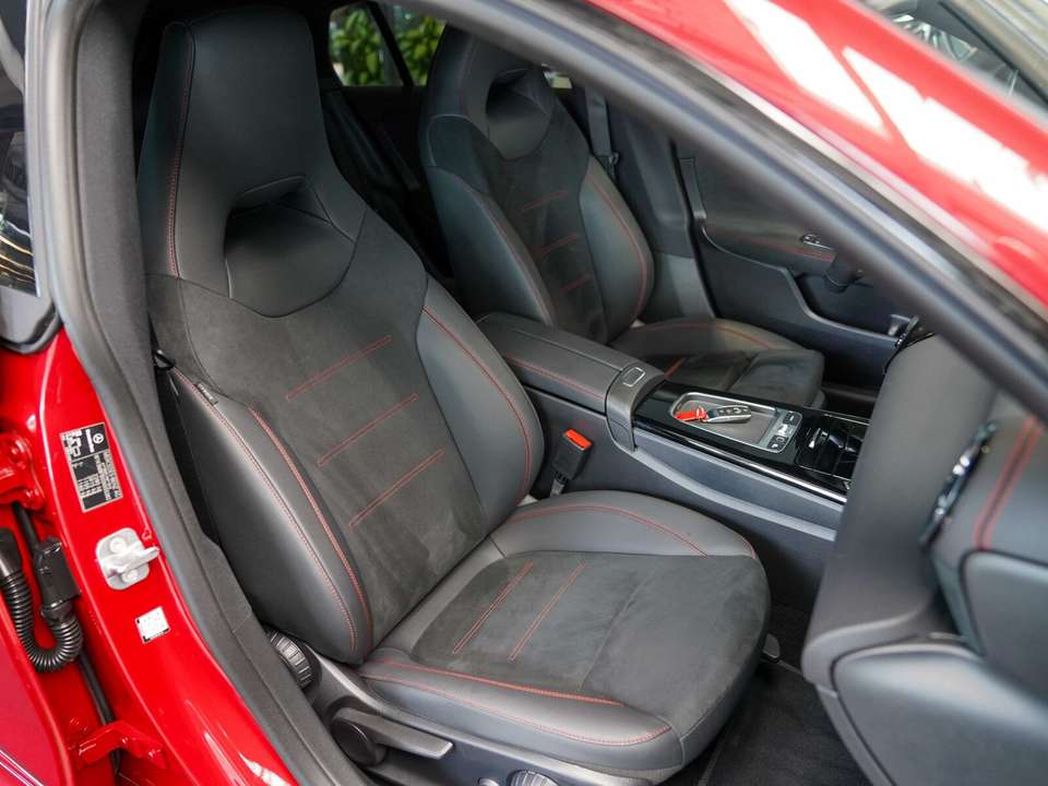 Mercedes-Benz CLA 250 - Imagem 9