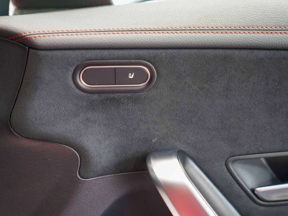 Mercedes-Benz CLA 250 - Imagem 12