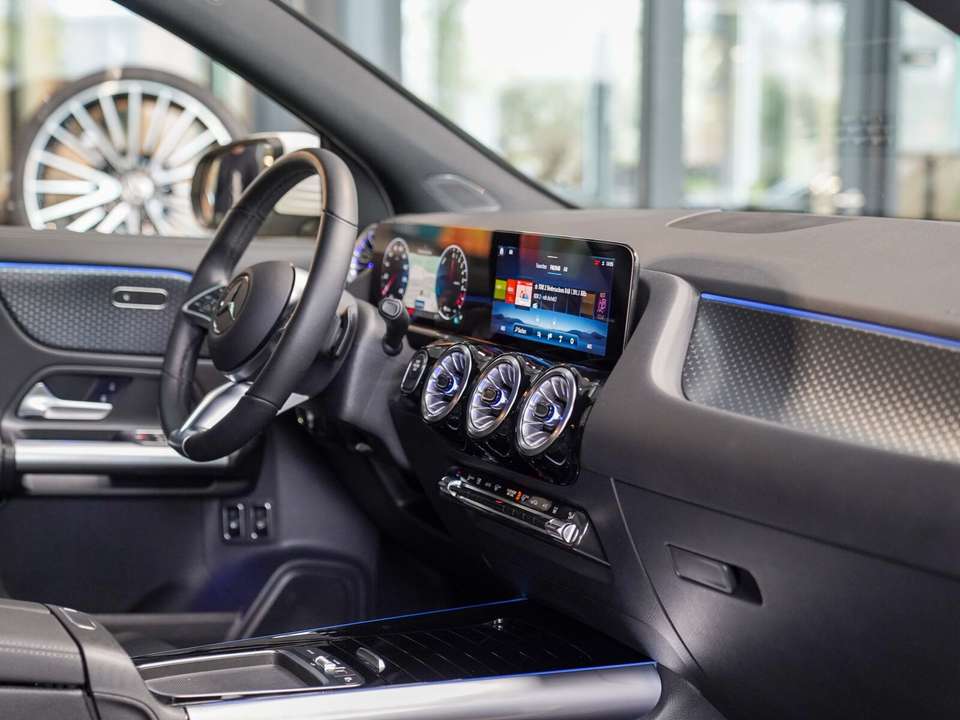 Car picture 8