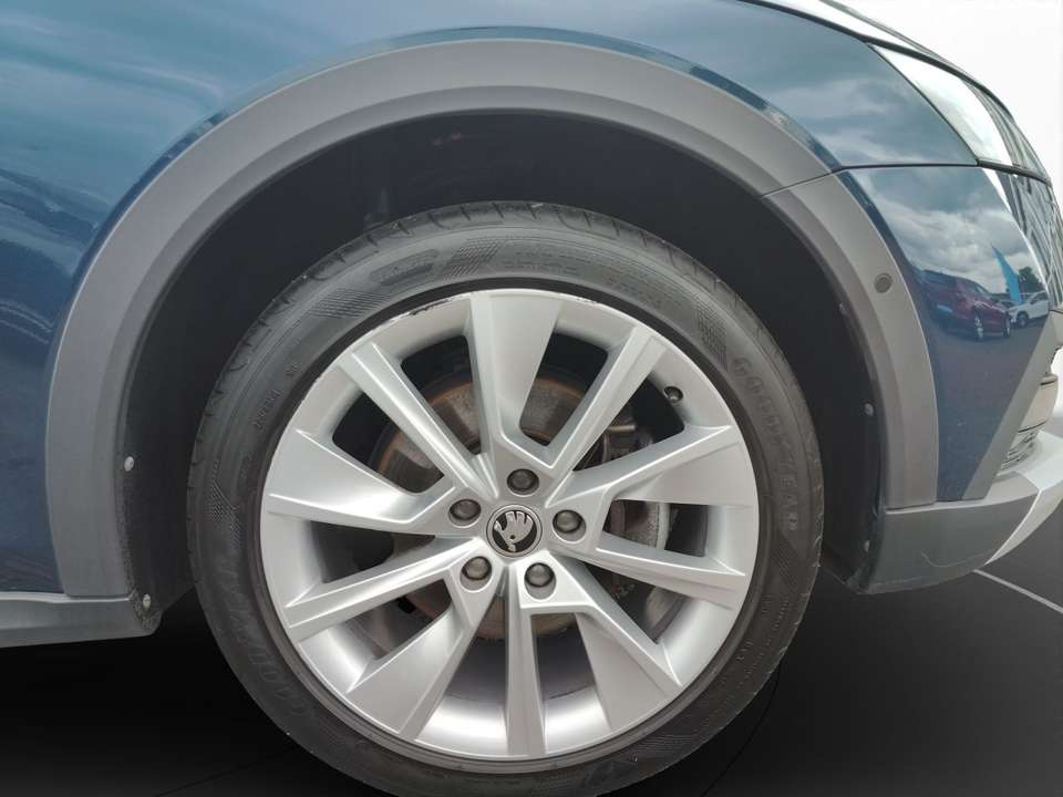 Skoda Octavia - Imagem 8