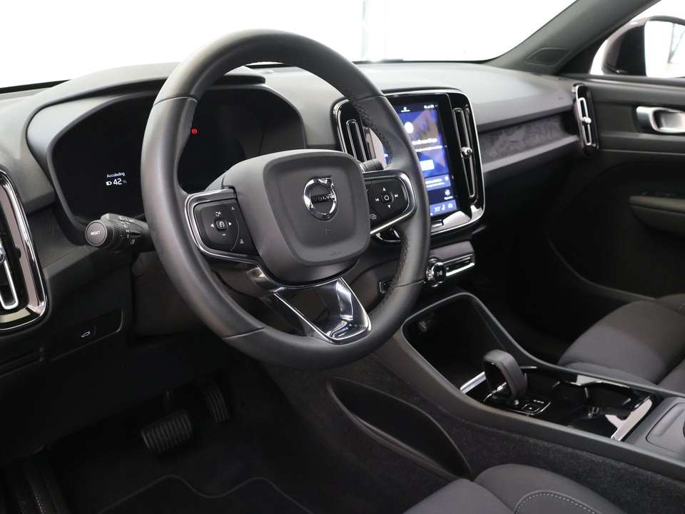 Volvo XC40 - Imagem 7