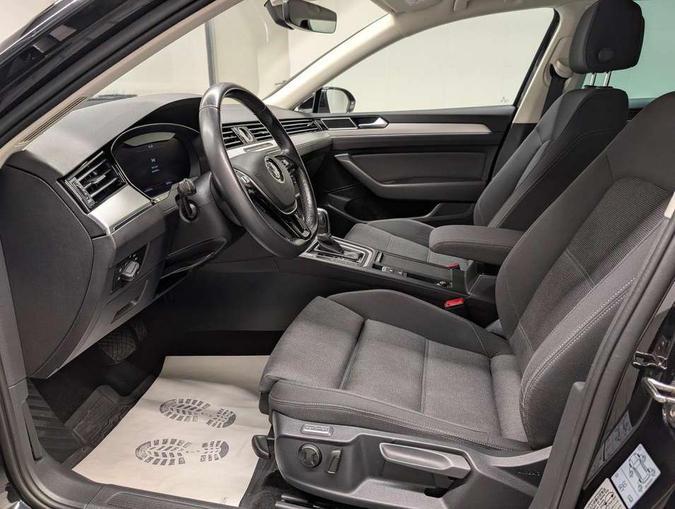 Car picture 9
