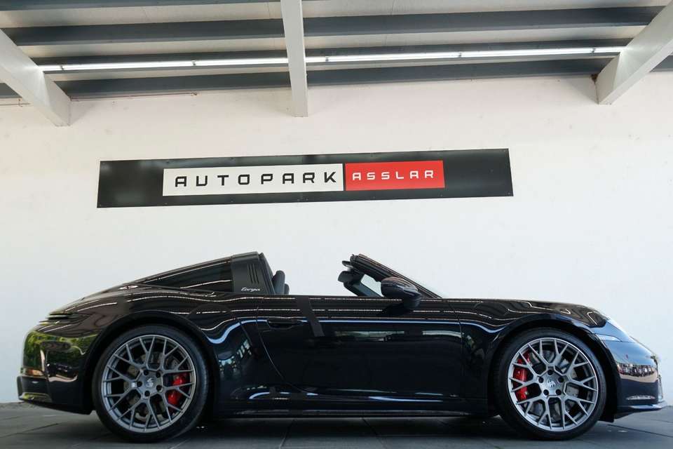 Porsche 992 - Imagem 1