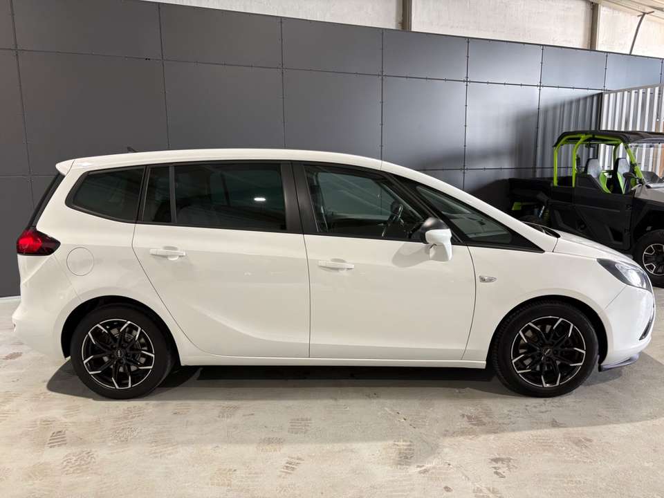 Car picture 4