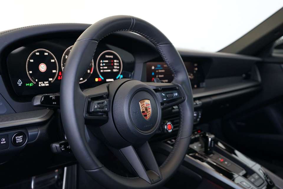 Porsche 992 - Imagem 11
