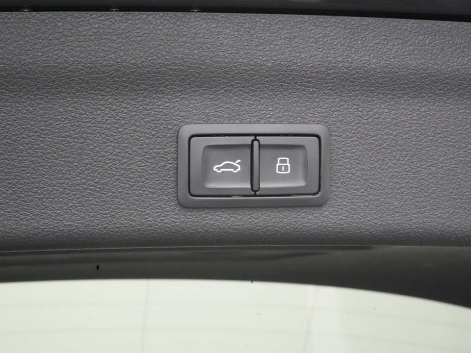 Audi S6 - Imagem 13