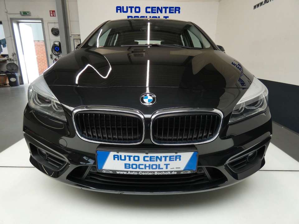 BMW 220 - Imagem 1
