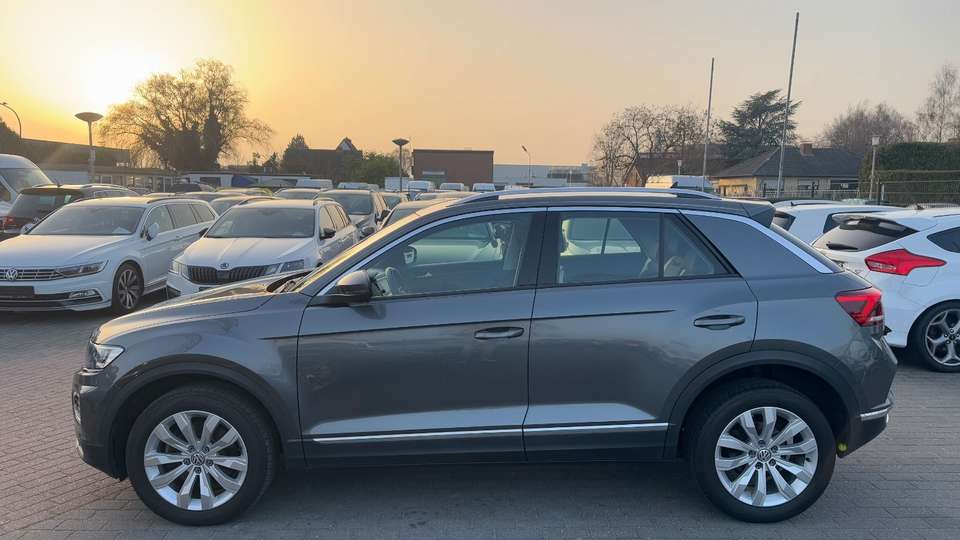 Volkswagen T-Roc - Imagem 4