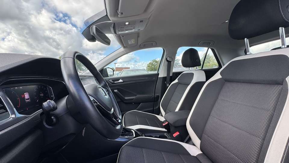 Volkswagen T-Roc - Imagem 13