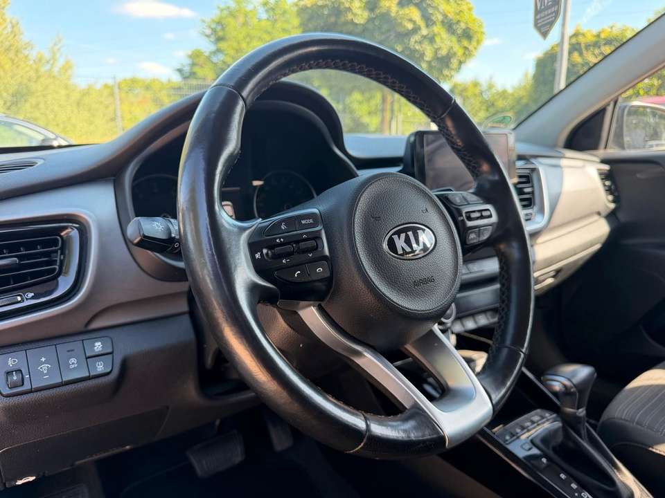 Kia Stonic - Imagem 8