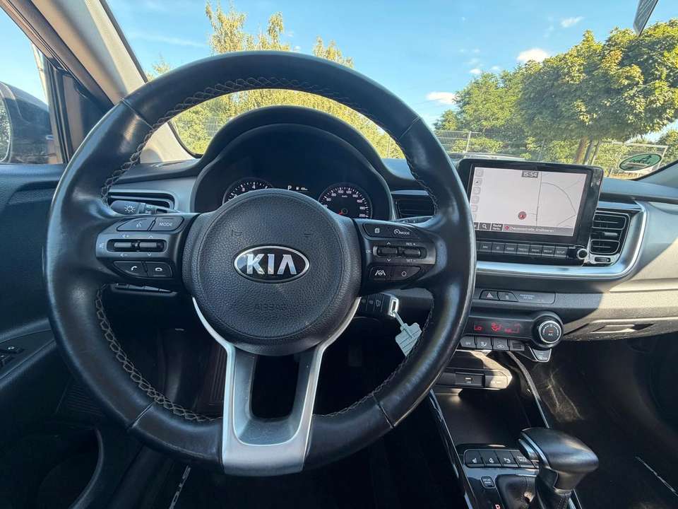 Kia Stonic - Imagem 12