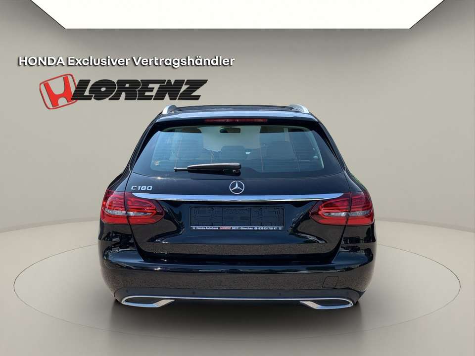 Mercedes-Benz C 180 - Imagem 4