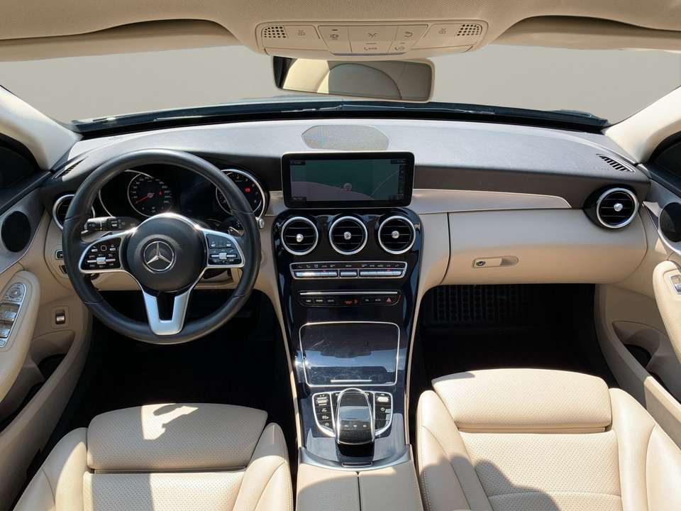 Mercedes-Benz C 180 - Imagem 9