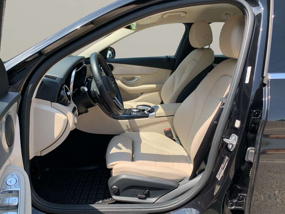 Mercedes-Benz C 180 - Imagem 14
