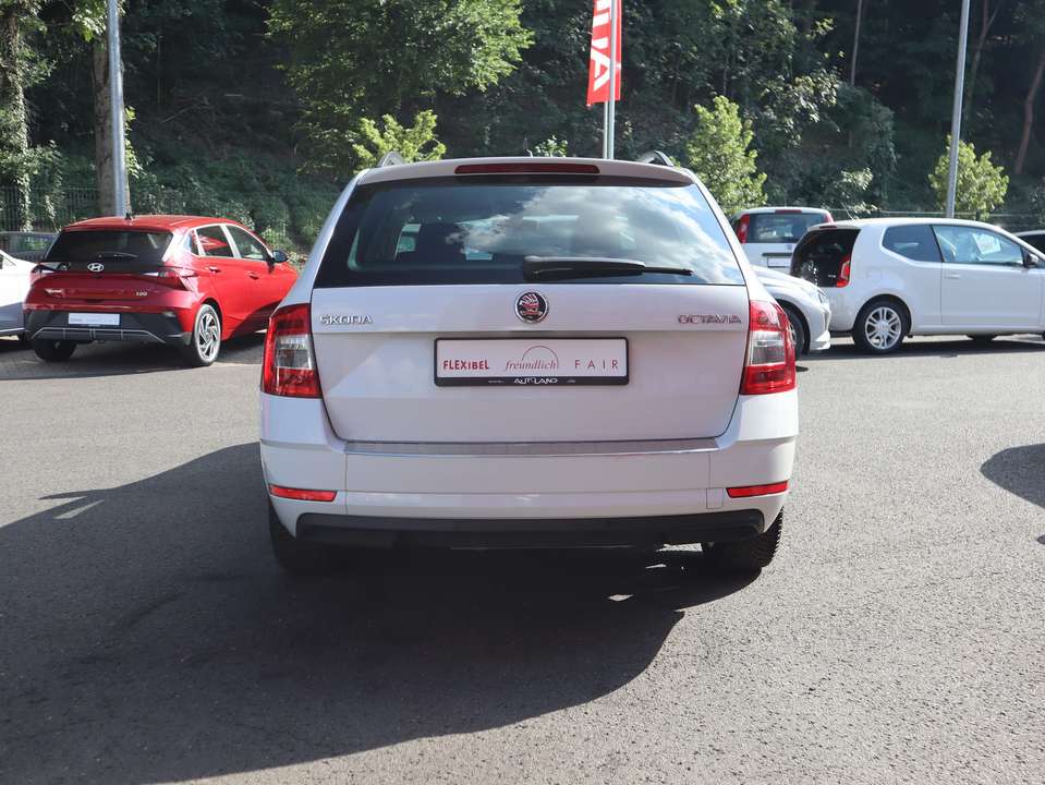 Skoda Octavia - Imagem 4
