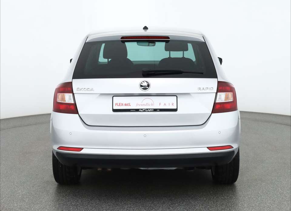 Skoda Rapid/Spaceback - Imagem 4