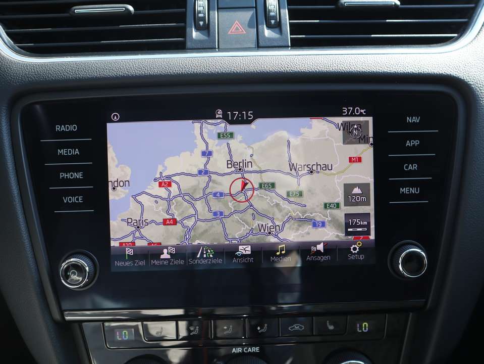Skoda Octavia - Imagem 14