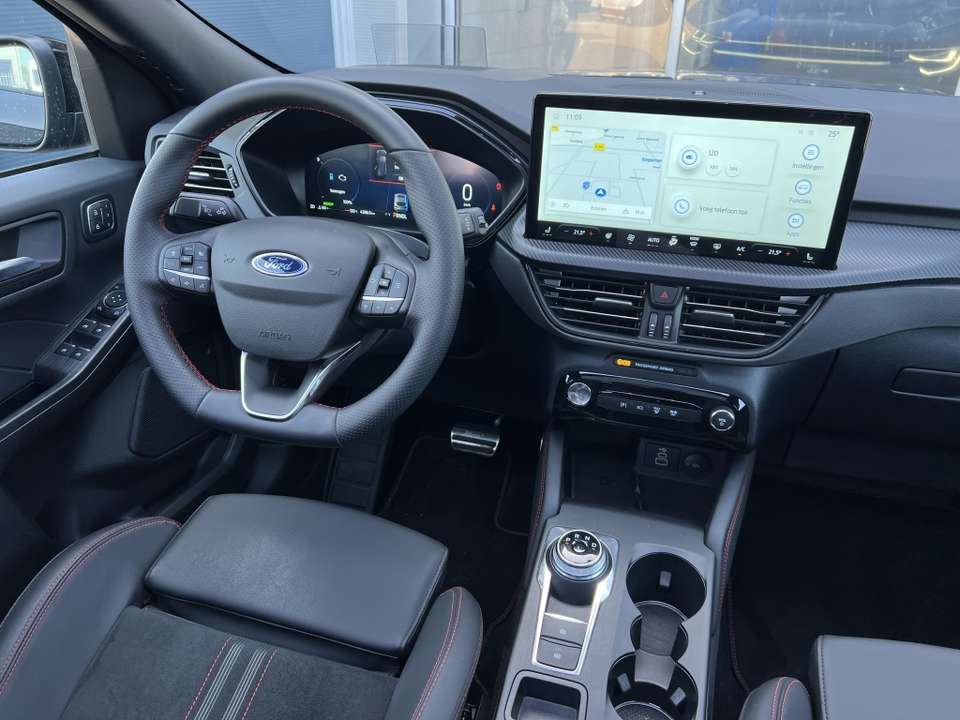 Ford Kuga - Imagem 13