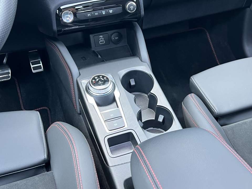 Ford Kuga - Imagem 14