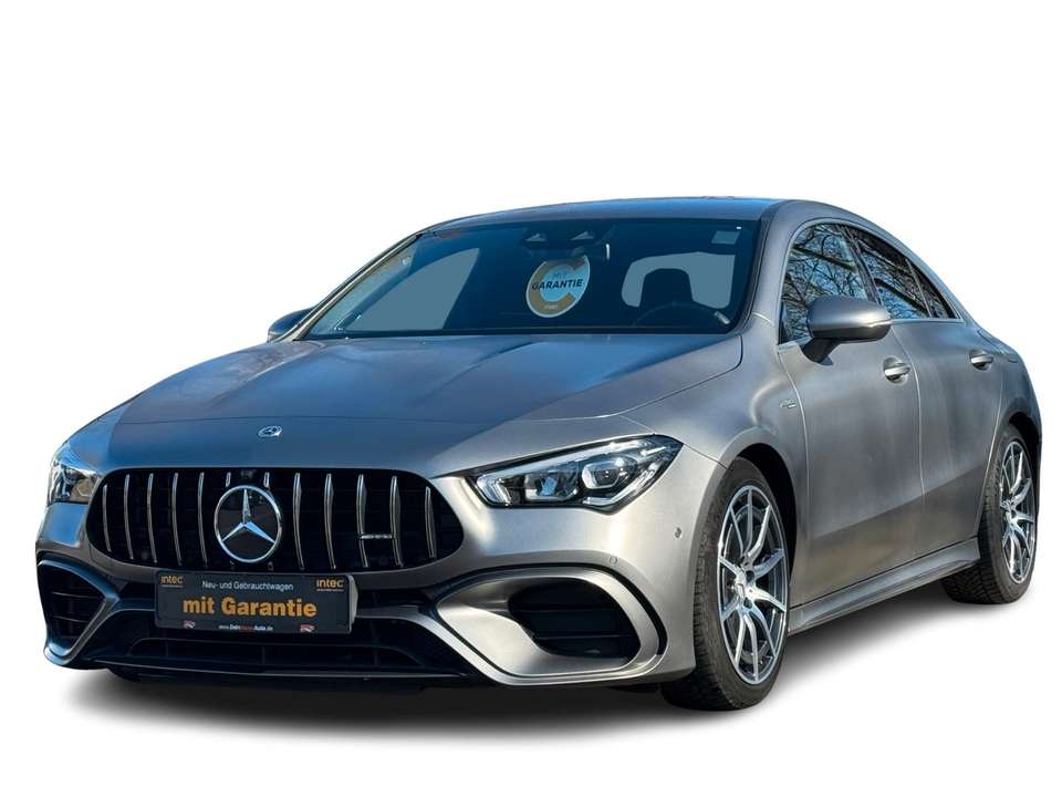 Mercedes-Benz CLA 45 AMG - Imagem 1