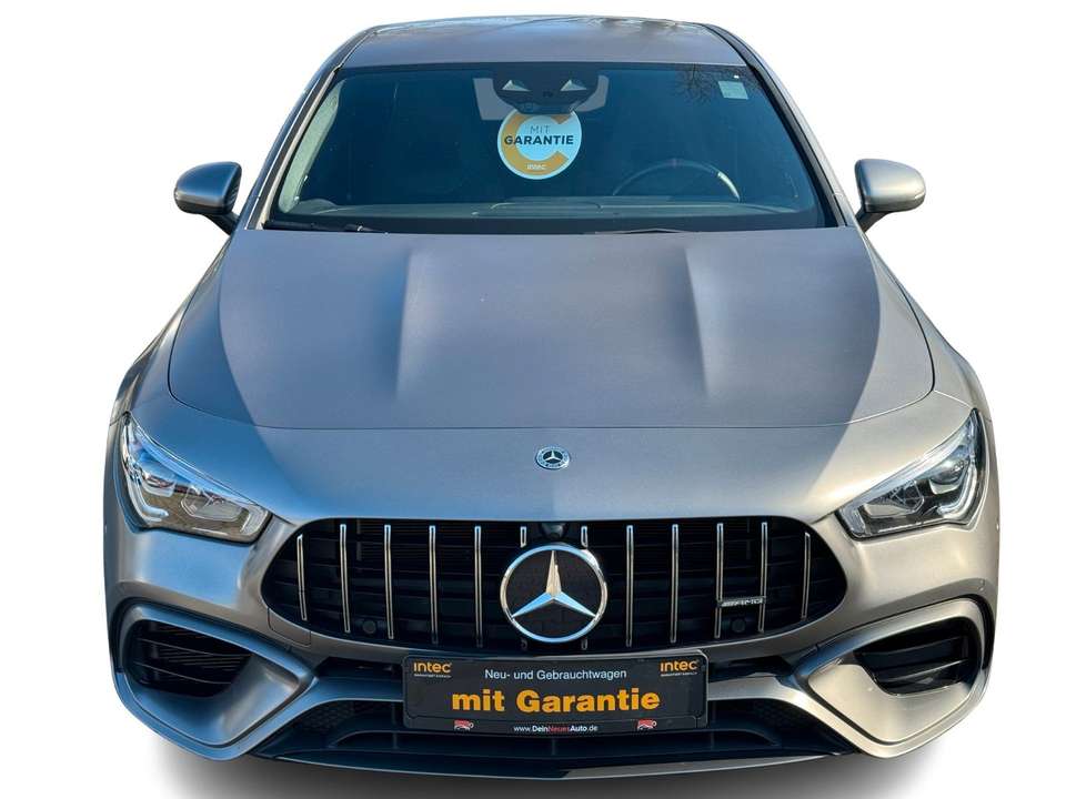 Mercedes-Benz CLA 45 AMG - Imagem 3