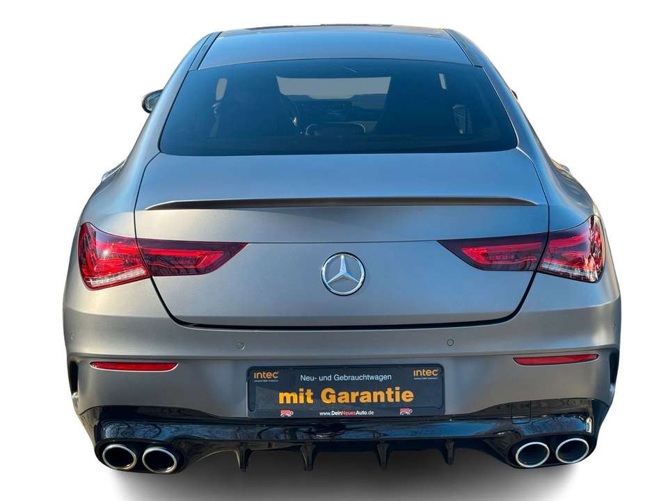 Mercedes-Benz CLA 45 AMG - Imagem 8
