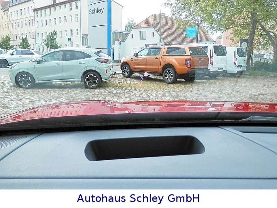 Ford Explorer - Imagem 19