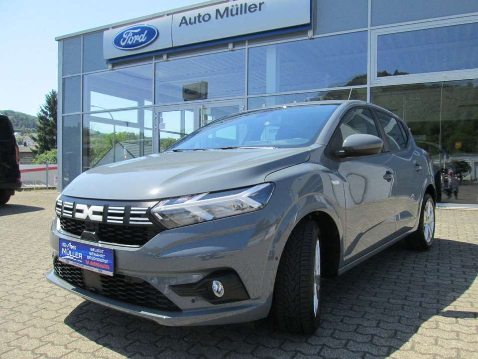 Dacia Sandero - Imagem 1