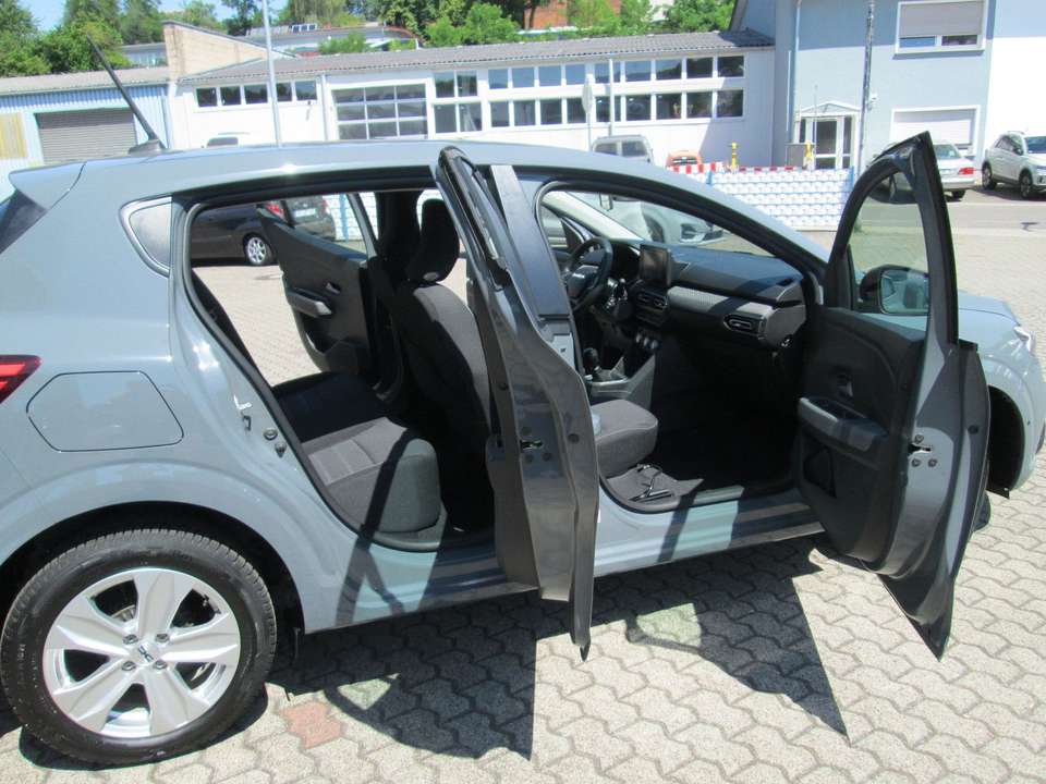 Dacia Sandero - Imagem 7