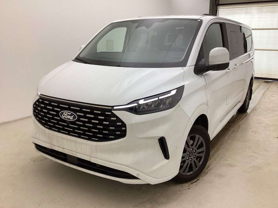 Ford Tourneo Custom - Imagem 1
