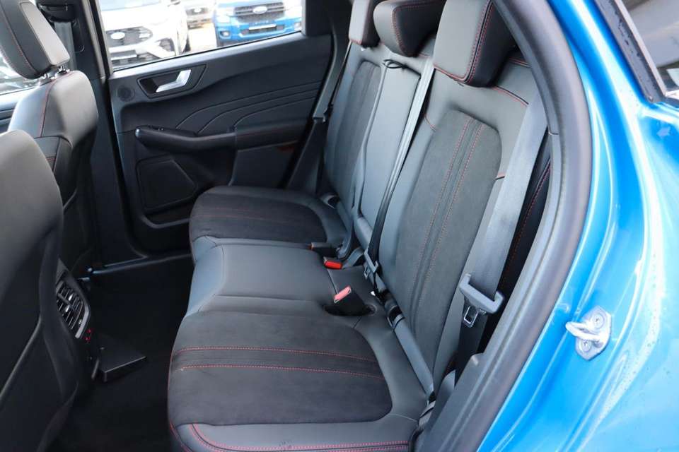 Ford Kuga - Imagem 10