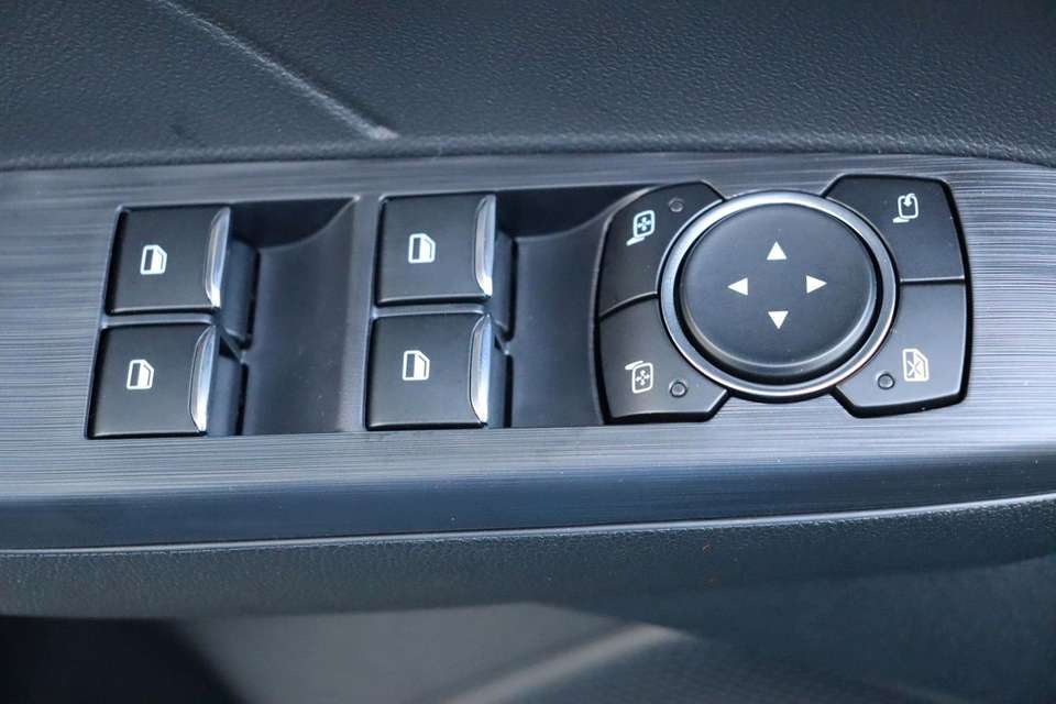 Ford Kuga - Imagem 14