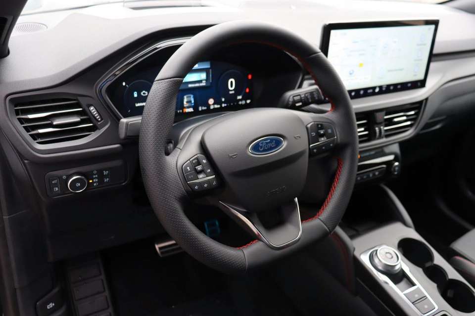 Ford Kuga - Imagem 15