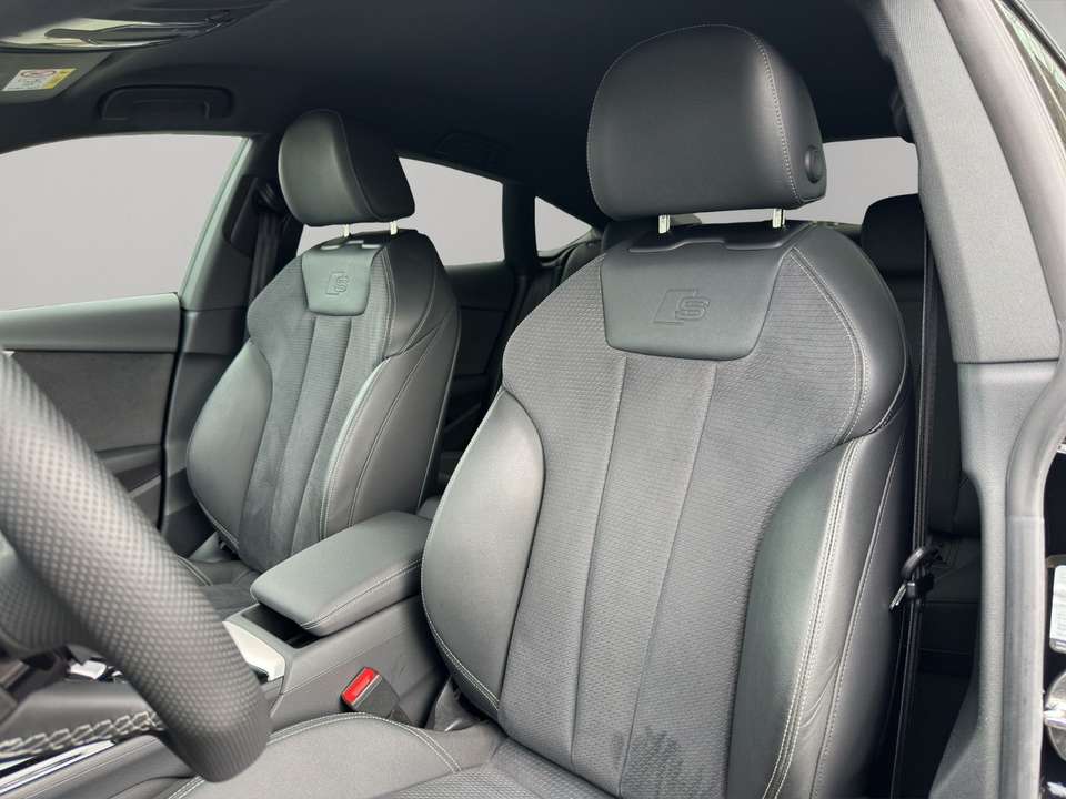 Audi S5 - Imagem 12