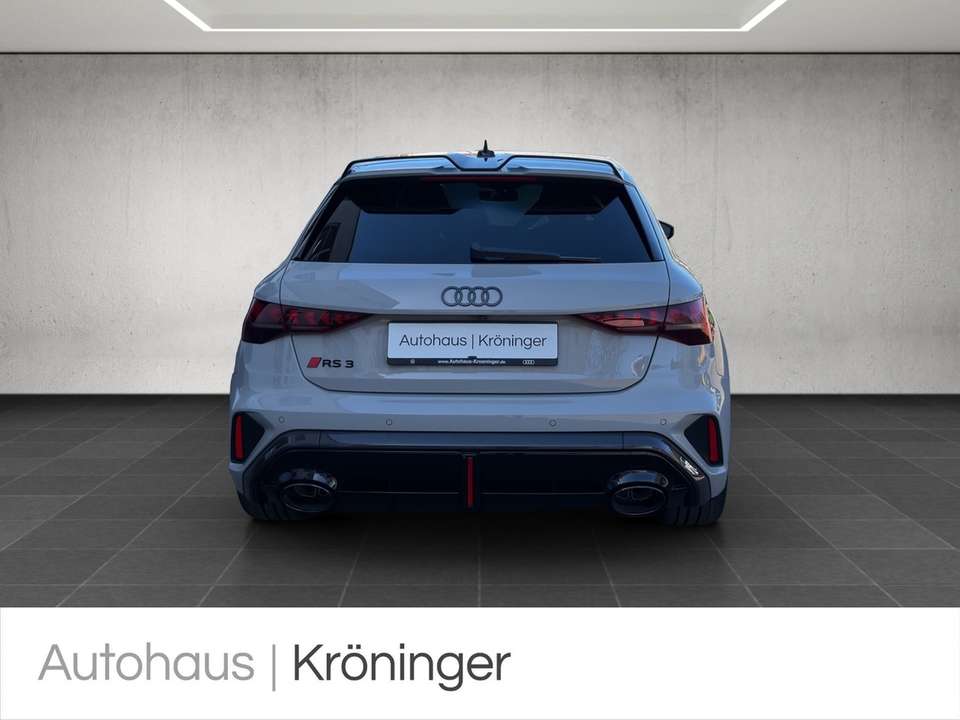 Audi RS3 - Imagem 6
