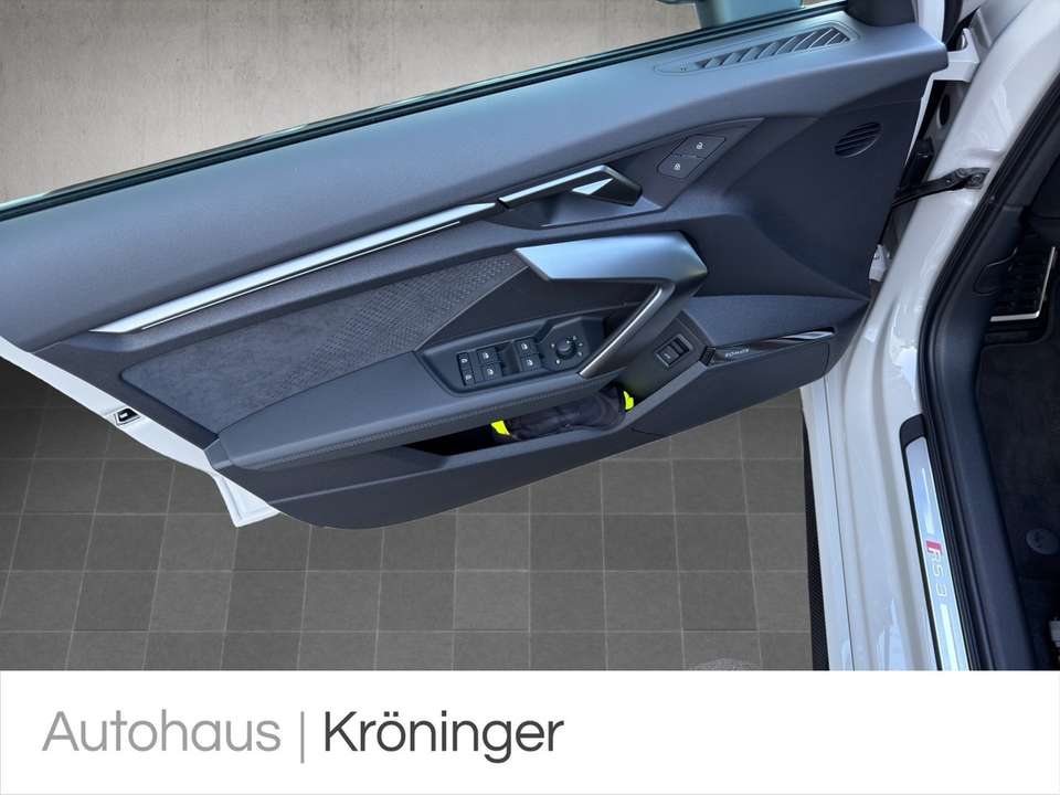 Audi RS3 - Imagem 8