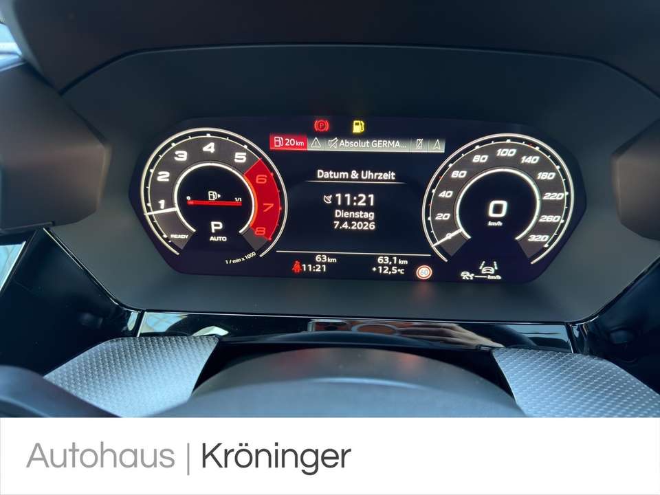 Audi RS3 - Imagem 12
