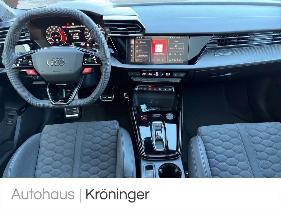 Audi RS3 - Imagem 13
