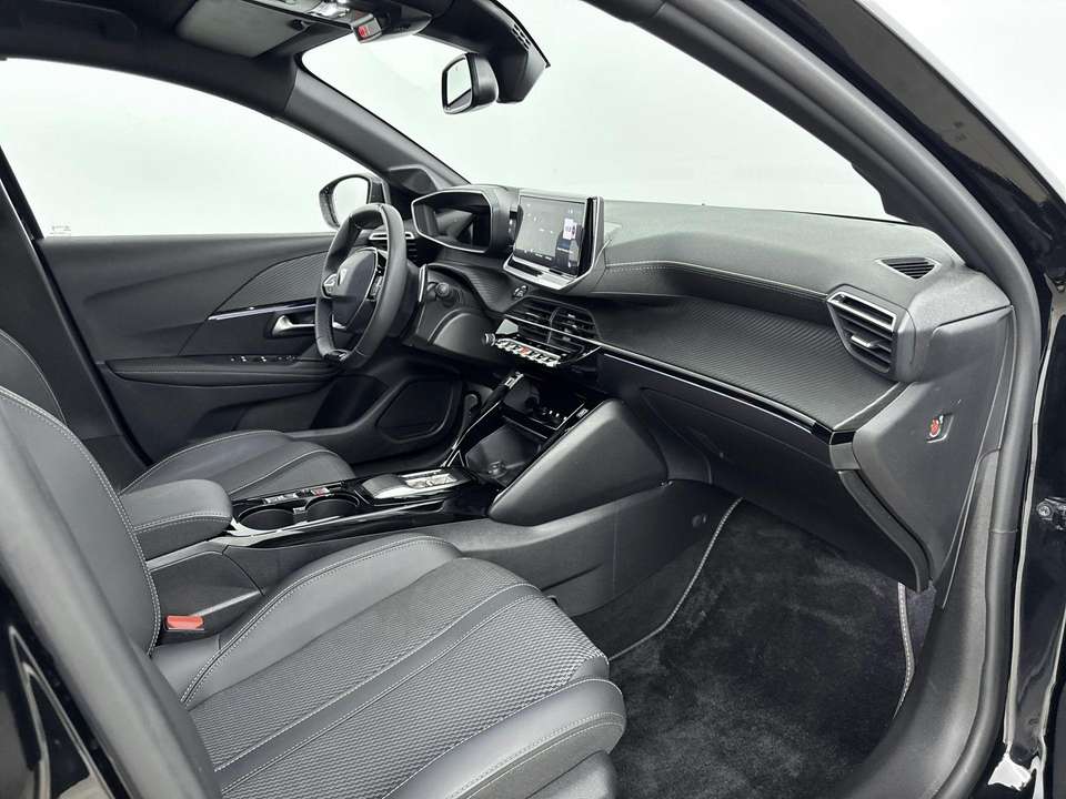 Peugeot 208 - Imagem 12
