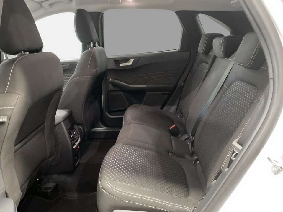 Ford Kuga - Imagem 7