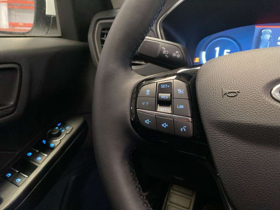 Ford Kuga - Imagem 15